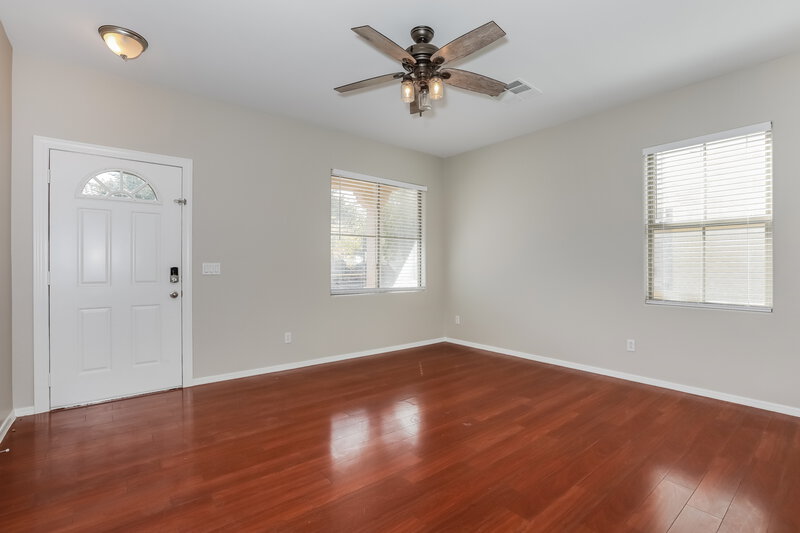 3,500/Mo, 4516 E Los Alamos St Gilbert, AZ 85295 Family Room View 2