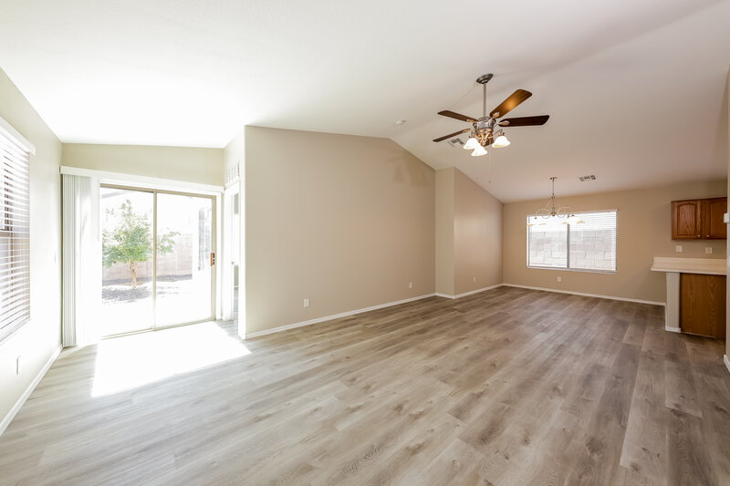 1,850/Mo, 11437 W McCaslin Rose Ln Surprise, AZ 85378 Living Room View
