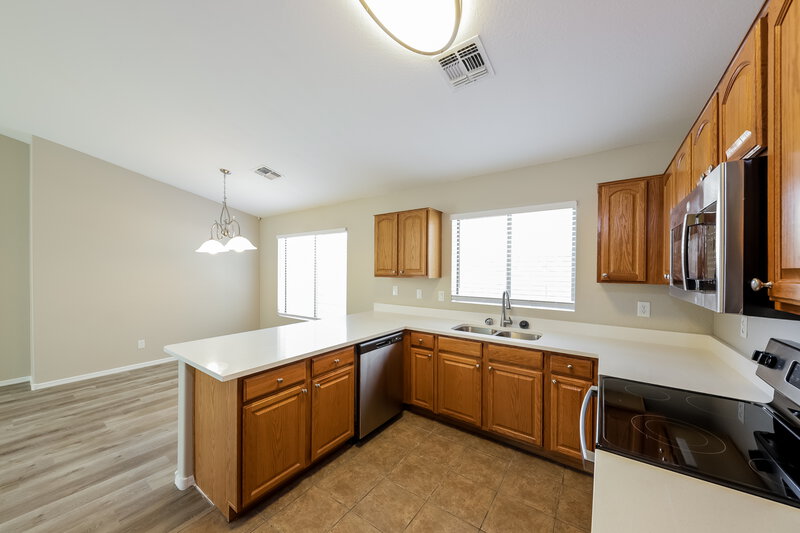 1,850/Mo, 11437 W McCaslin Rose Ln Surprise, AZ 85378 Kitchen View 2