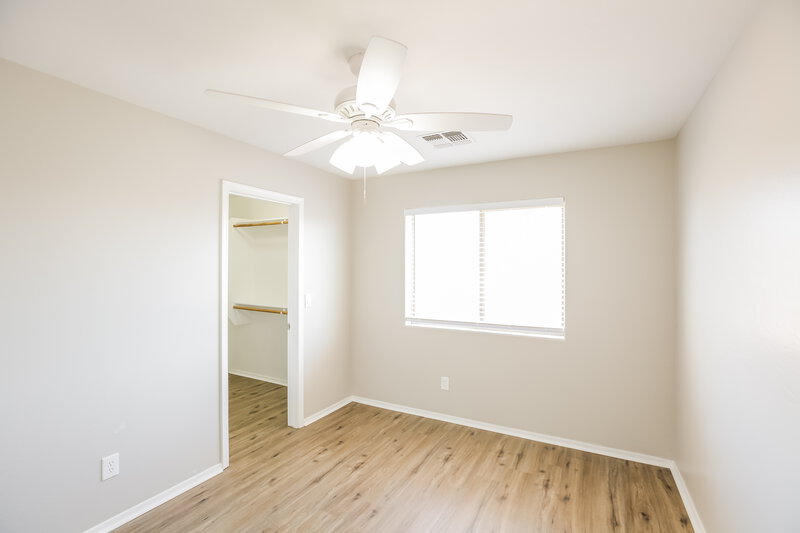 2,400/Mo, 5525 W Ellis Dr Laveen, AZ 85339 Bedroom View 3