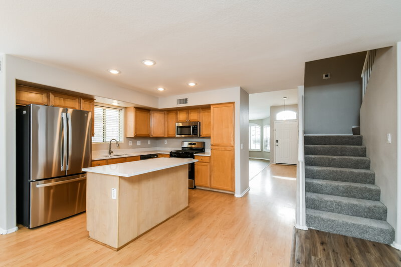 2,790/Mo, 1766 E Tyson St Gilbert, AZ 85295 Kitchen View