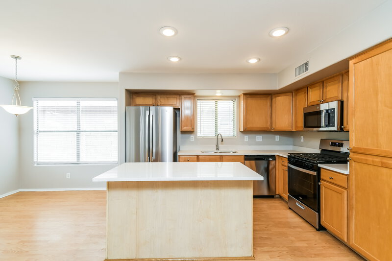 2,790/Mo, 1766 E Tyson St Gilbert, AZ 85295 Kitchen View 2