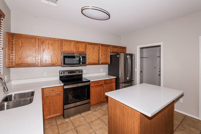 1,865/Mo, 17434 W Lisbon Ln Surprise, AZ 85388 Kitchen View 2