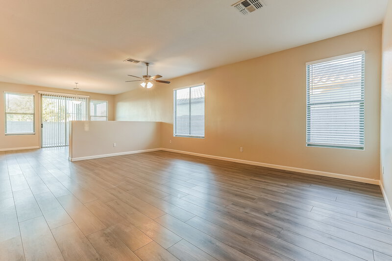 2,430/Mo, 41282 N Vine Ave San Tan Valley, AZ 85140 Living Room View