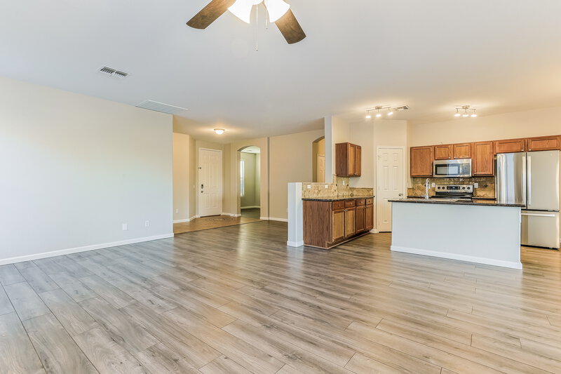 2,430/Mo, 41282 N Vine Ave San Tan Valley, AZ 85140 Family Room View