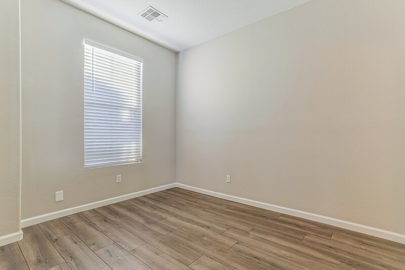 2,430/Mo, 41282 N Vine Ave San Tan Valley, AZ 85140 Bedroom View 2