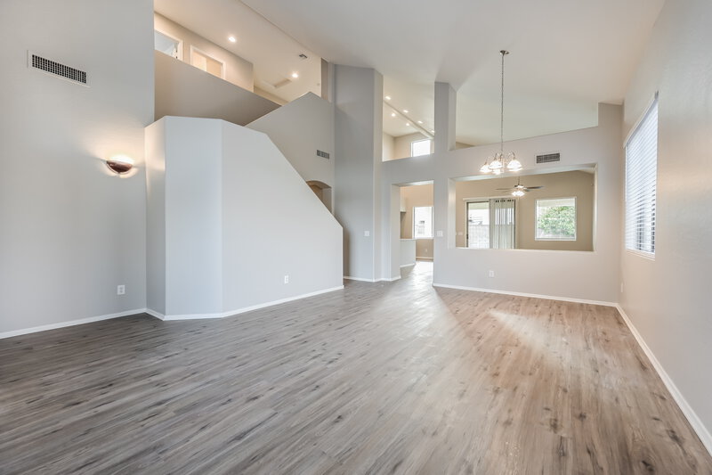 2,525/Mo, 16043 W Maui Ln Surprise, AZ 85379 Living Room View 2