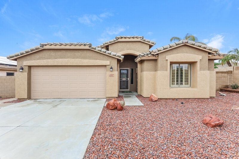 1,965/Mo, 15837 W Ironwood St Surprise, AZ 85374 External View