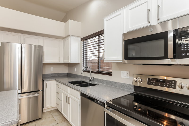 1,945/Mo, 10842 W Sands Dr Sun City, AZ 85373 Misc View 7