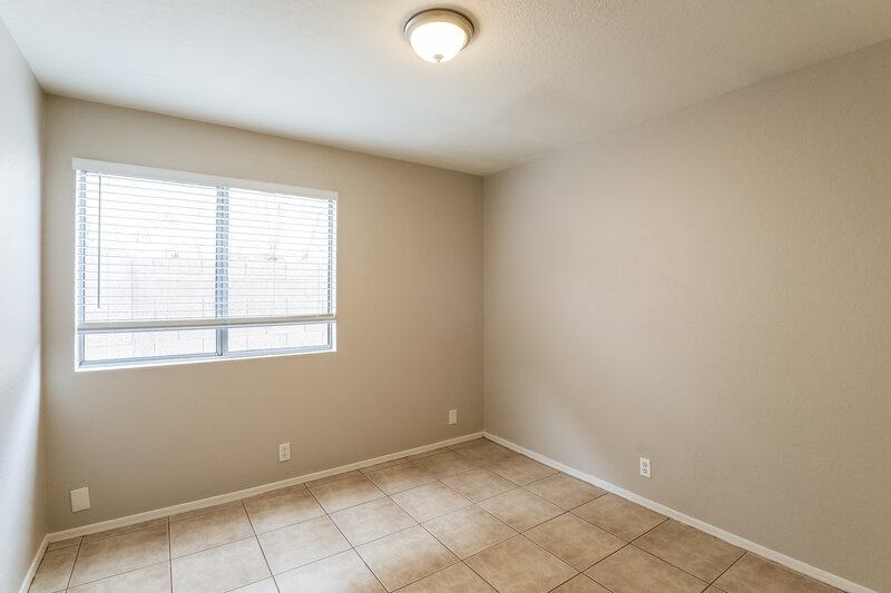 2,315/Mo, 8745 W Tuckey Ln Glendale, AZ 85305 Bedroom View 3