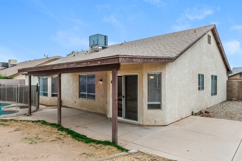 2,315/Mo, 8745 W Tuckey Ln Glendale, AZ 85305 Rear View