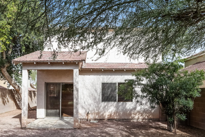 1,975/Mo, 1190 S Red Rock Ct Unit B Gilbert, AZ 85296 Rear View