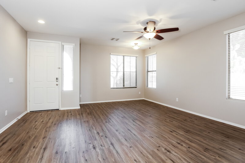 2,295/Mo, 11721 W Daley Ln Sun City, AZ 85373 Living Room View