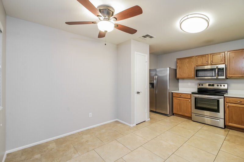 1,690/Mo, 43464 W Colby Dr Maricopa, AZ 85138 Dining Room View