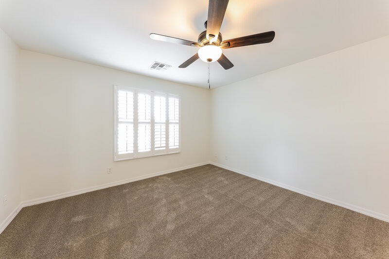 2,315/Mo, 11823 W Softwind Dr Sun City, AZ 85373 Main Bedroom View