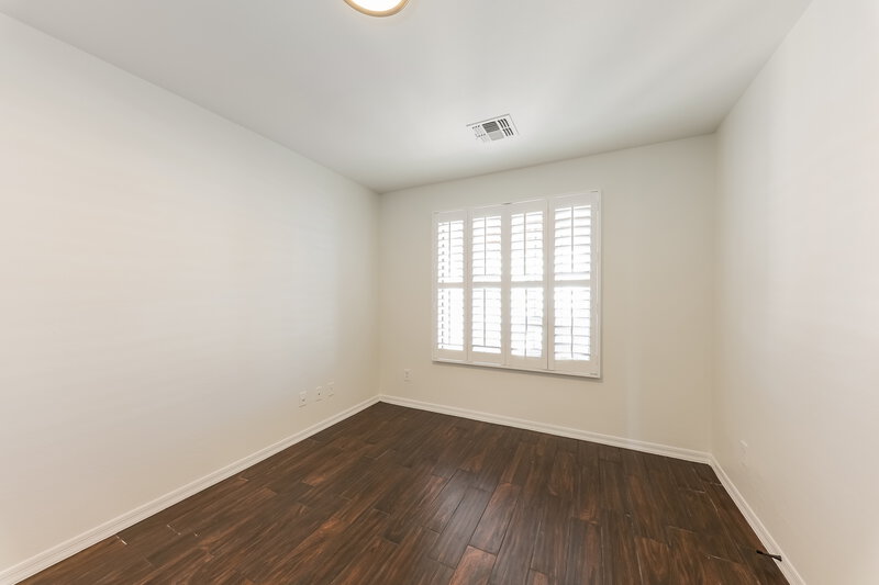 2,315/Mo, 11823 W Softwind Dr Sun City, AZ 85373 Bedroom View 2