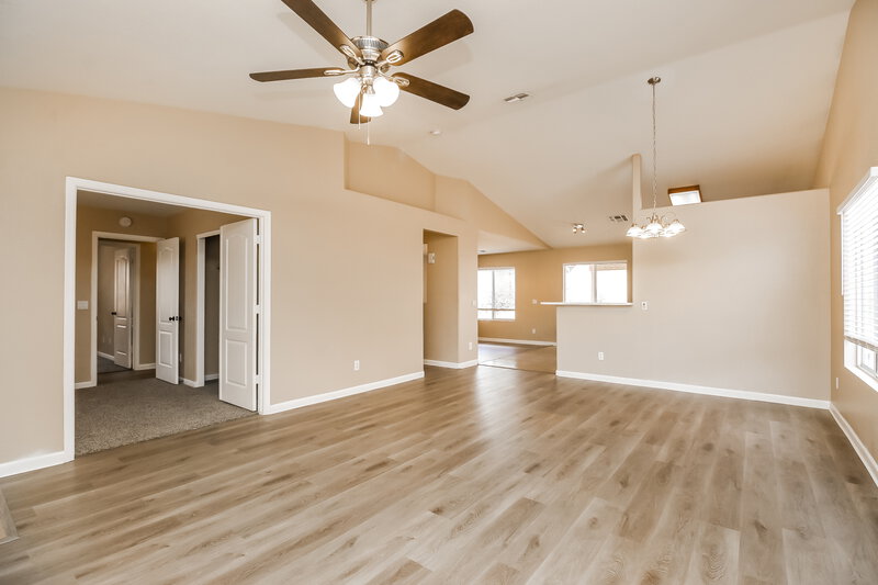 3,450/Mo, 11346 E Dartmouth St Mesa, AZ 85207 Living Room View