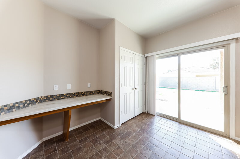 1,865/Mo, 15433 W Sierra St Surprise, AZ 85379 Dining Room View