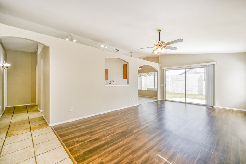 2,355/Mo, 146 W Melody Ct Gilbert, AZ 85233 Living Room View