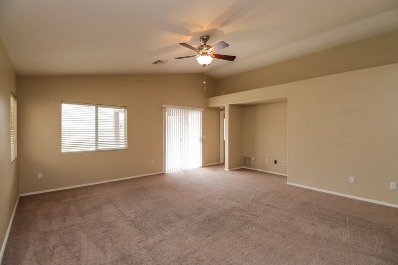 2,195/Mo, 3593 S Ponderosa Dr Gilbert, AZ 85297 Living Room View 2