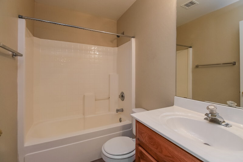2,195/Mo, 3593 S Ponderosa Dr Gilbert, AZ 85297 Bathroom View