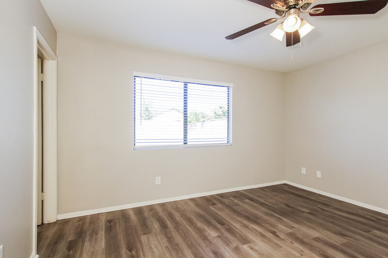 2,095/Mo, 3154 W Via Montoya Dr Phoenix, AZ 85027 Main Bedroom View