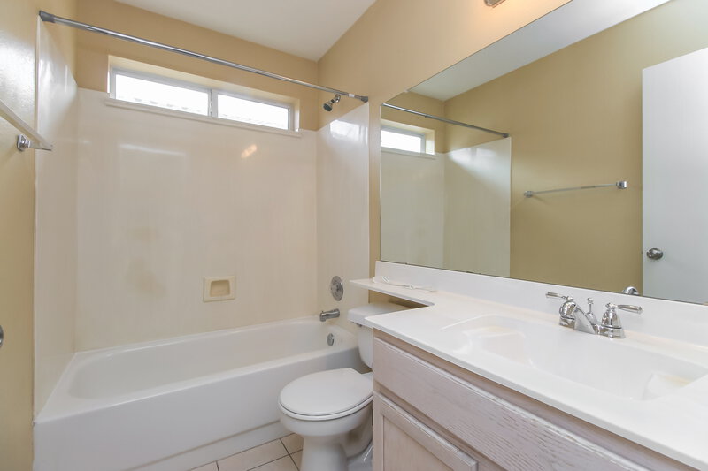 2,410/Mo, 1831 E Countrywalk Ln Chandler, AZ 85225 Bathroom View