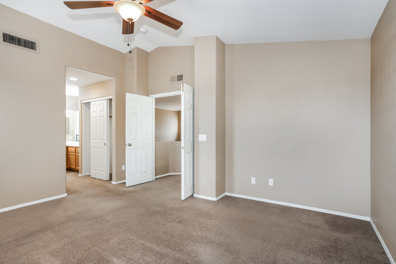 2,000/Mo, 250 W Juniper Ave Unit 73 Gilbert, AZ 85233 Main Bedroom View 2