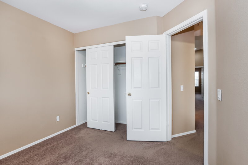 2,000/Mo, 250 W Juniper Ave Unit 73 Gilbert, AZ 85233 Bedroom View