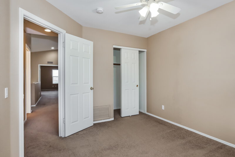 2,000/Mo, 250 W Juniper Ave Unit 73 Gilbert, AZ 85233 Bedroom View 2