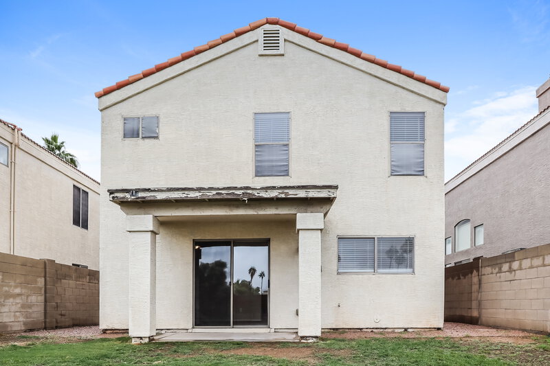 2,000/Mo, 250 W Juniper Ave Unit 73 Gilbert, AZ 85233 Rear View
