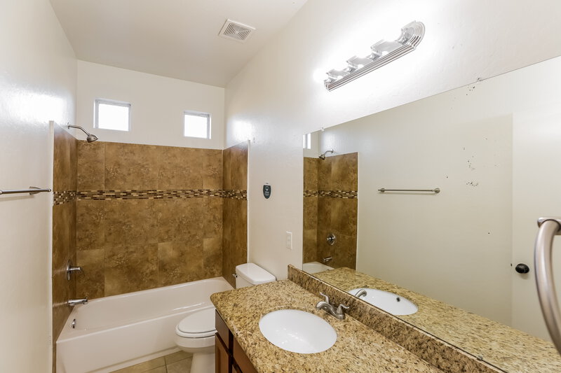 3,230/Mo, 16250 W Larkspur Drive Goodyear, AZ 85338 Bathroom View