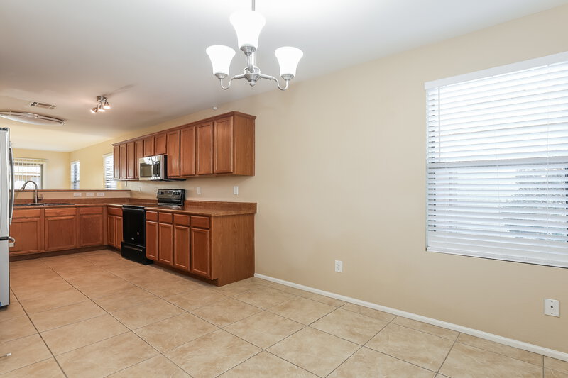 1,930/Mo, 4621 W Carson Rd Laveen, AZ 85339 Breakfast Nook View