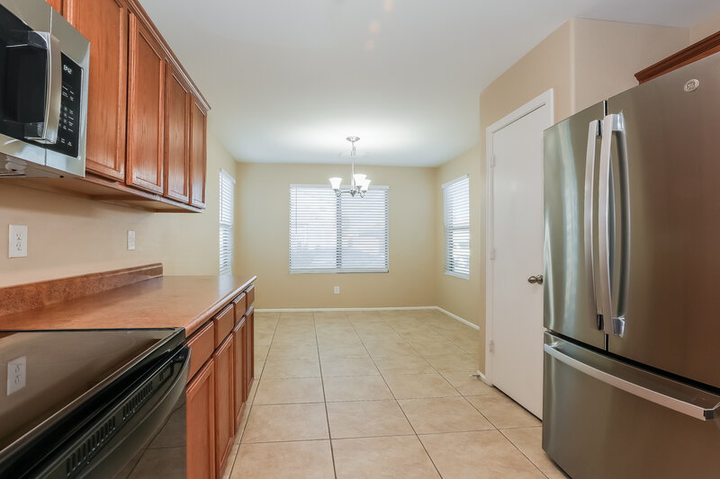 1,930/Mo, 4621 W Carson Rd Laveen, AZ 85339 Kitchen View 2