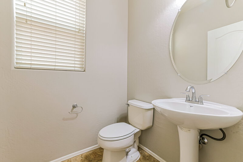 1,975/Mo, 1644 S Chatsworth Mesa, AZ 85209 Bathroom View