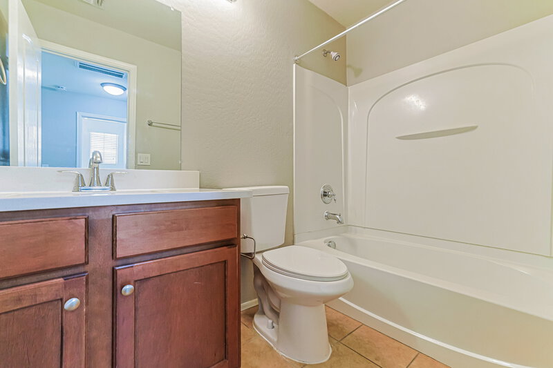 1,975/Mo, 1644 S Chatsworth Mesa, AZ 85209 Bathroom View 2