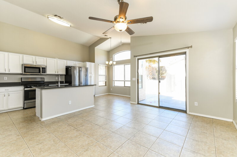 2,495/Mo, 8930 E Fountain St Mesa, AZ 85207 Dining Room View 2