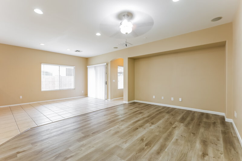 2,215/Mo, 8866 W Hilton Ave Tolleson, AZ 85353 Misc View 3