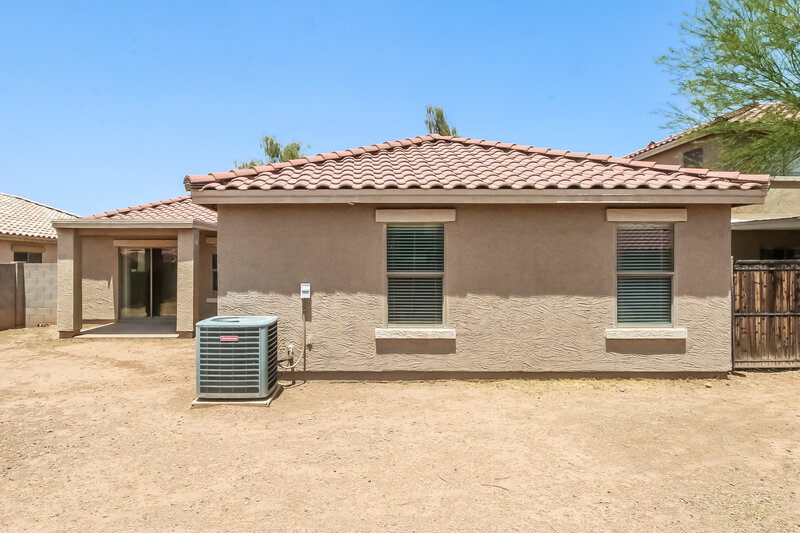 2,080/Mo, 2601 W Spencer Run Phoenix, AZ 85041 Rear View 2