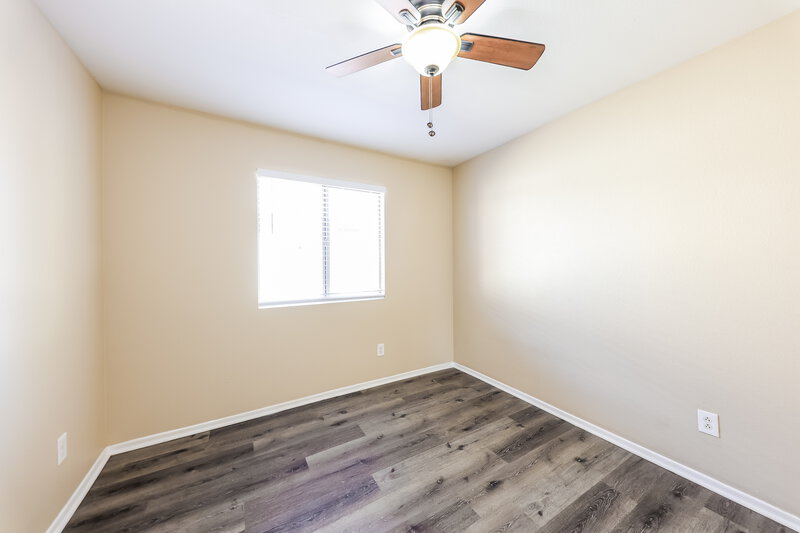 1,695/Mo, 10653 W Poinsettia Dr Avondale, AZ 85392 Bedroom View