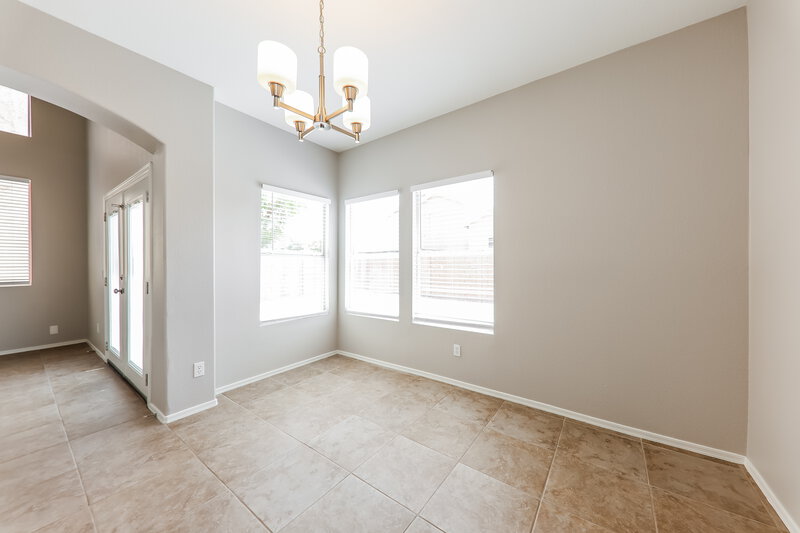 2,440/Mo, 4907 W Marco Polo Rd Glendale, AZ 85308 Dining Room View