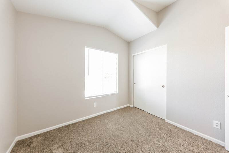 2,440/Mo, 4907 W Marco Polo Rd Glendale, AZ 85308 Bedroom View 2