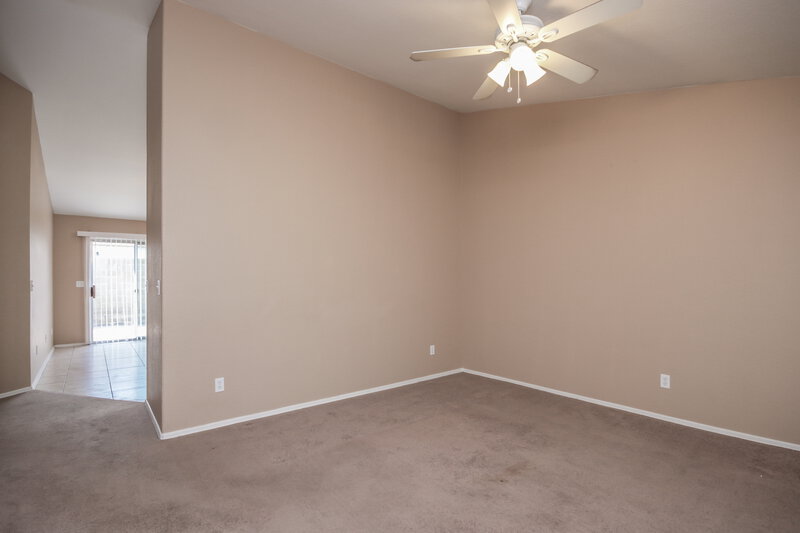 2,005/Mo, 6335 E Brown Rd Unit 1100 Mesa, AZ 85205 Living Area View 2