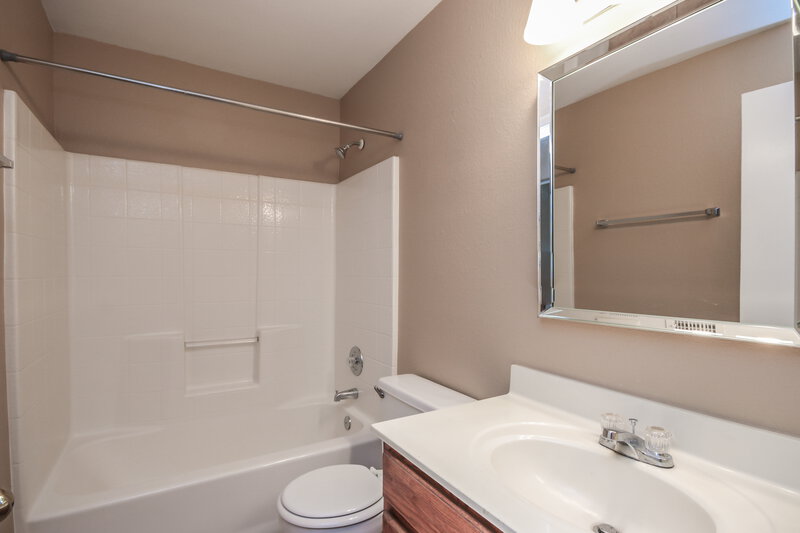 2,005/Mo, 6335 E Brown Rd Unit 1100 Mesa, AZ 85205 Bathroom View 2