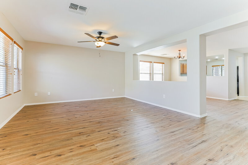 2,285/Mo, 21132 E Tierra Grande Dr Queen Creek, AZ 85142 Living Room View 3