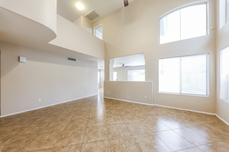 2,240/Mo, 1226 E Helena Dr Phoenix, AZ 85022 Living Room View