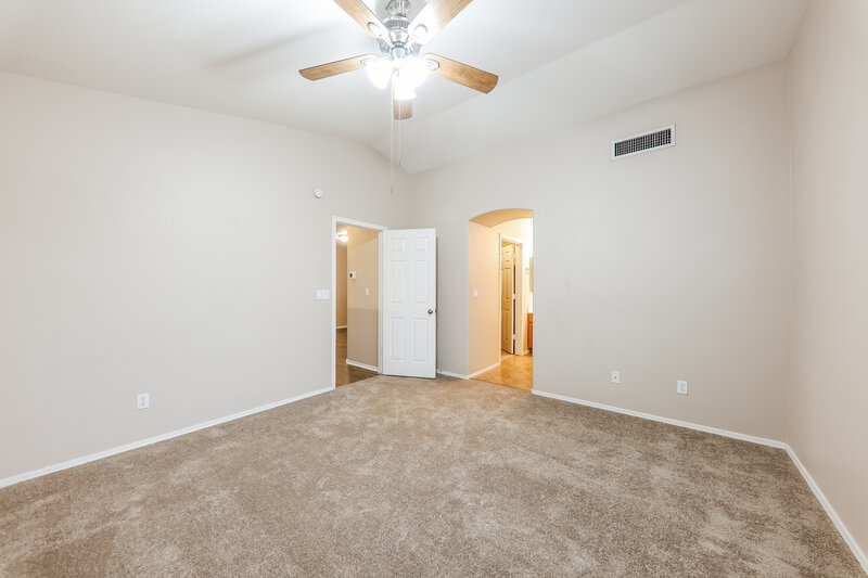 2,240/Mo, 1226 E Helena Dr Phoenix, AZ 85022 Main Bedroom View 2