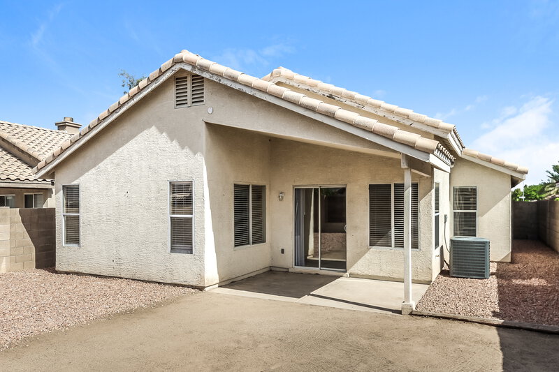 2,015/Mo, 4101 W Wethersfield Rd Phoenix, AZ 85029 Rear View