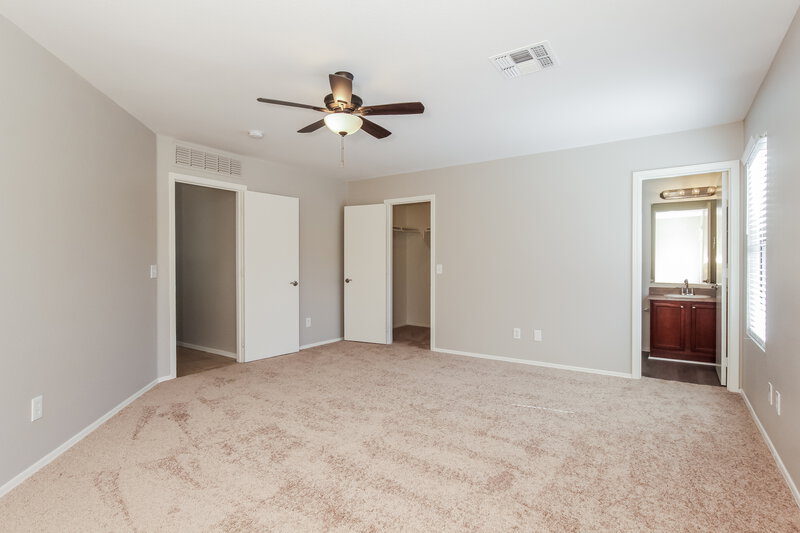 2,060/Mo, 11549 W Columbine Dr El Mirage, AZ 85335 Main Bedroom View 2