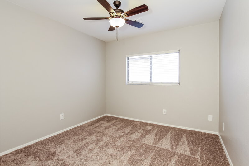 2,060/Mo, 11549 W Columbine Dr El Mirage, AZ 85335 Bedroom View